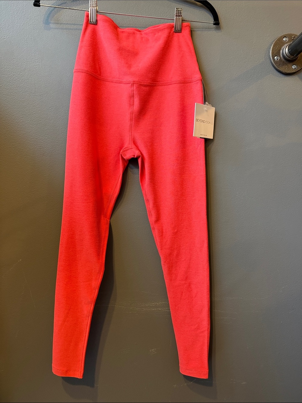 Beyond Yoga High-Waist Coral-Pink Leggings